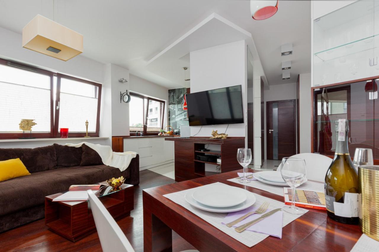 Spacious Suite With A Hammock And Terrace By Renters Prestige Varsovia Exterior foto