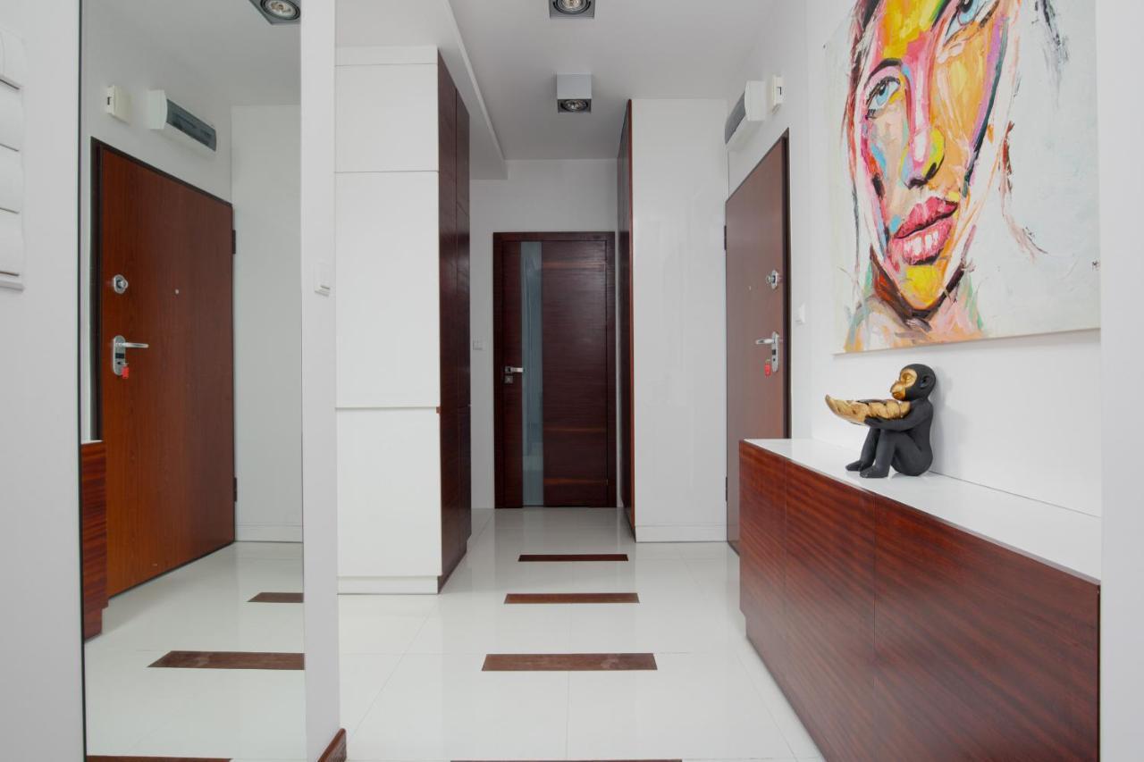 Spacious Suite With A Hammock And Terrace By Renters Prestige Varsovia Exterior foto